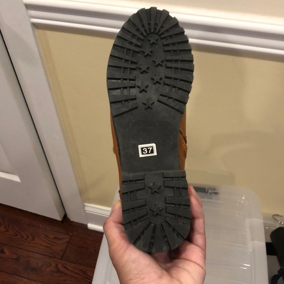 Knee High Boots Size 6 - Picture 4 of 8